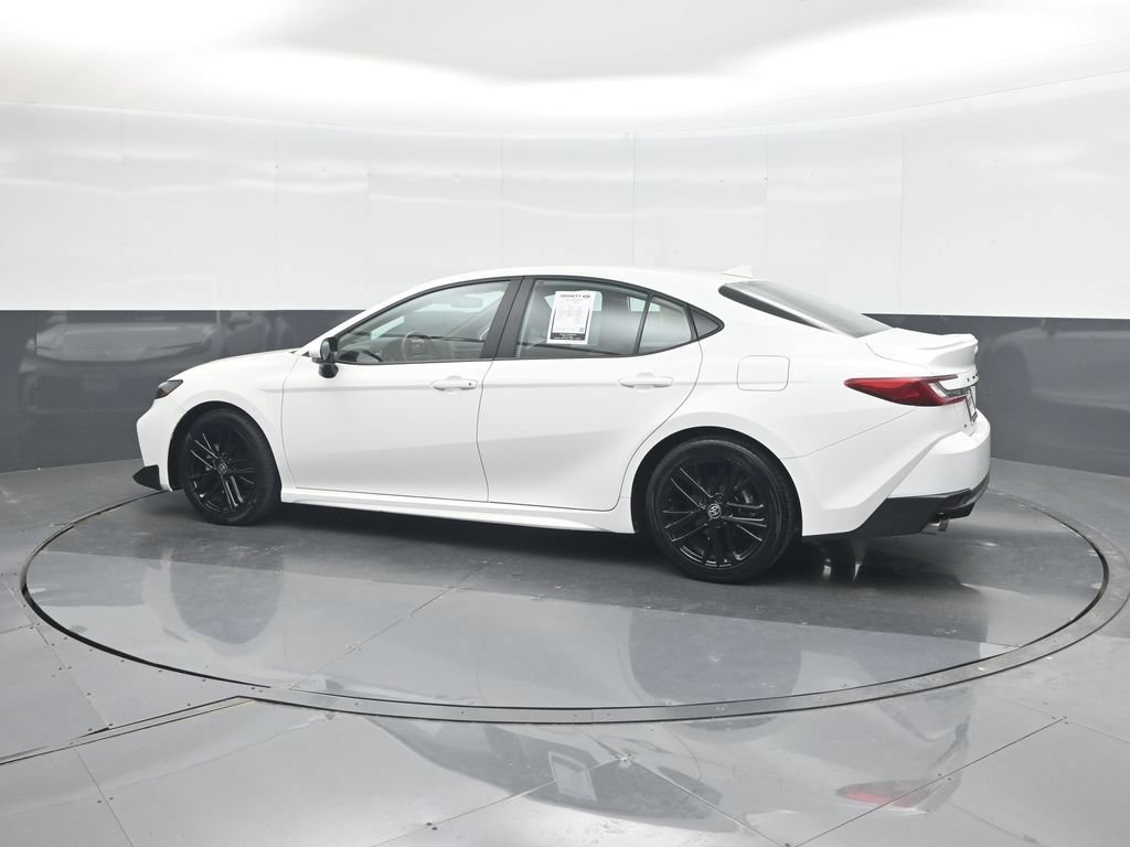 Used 2025 Toyota Camry SE FWD image 26