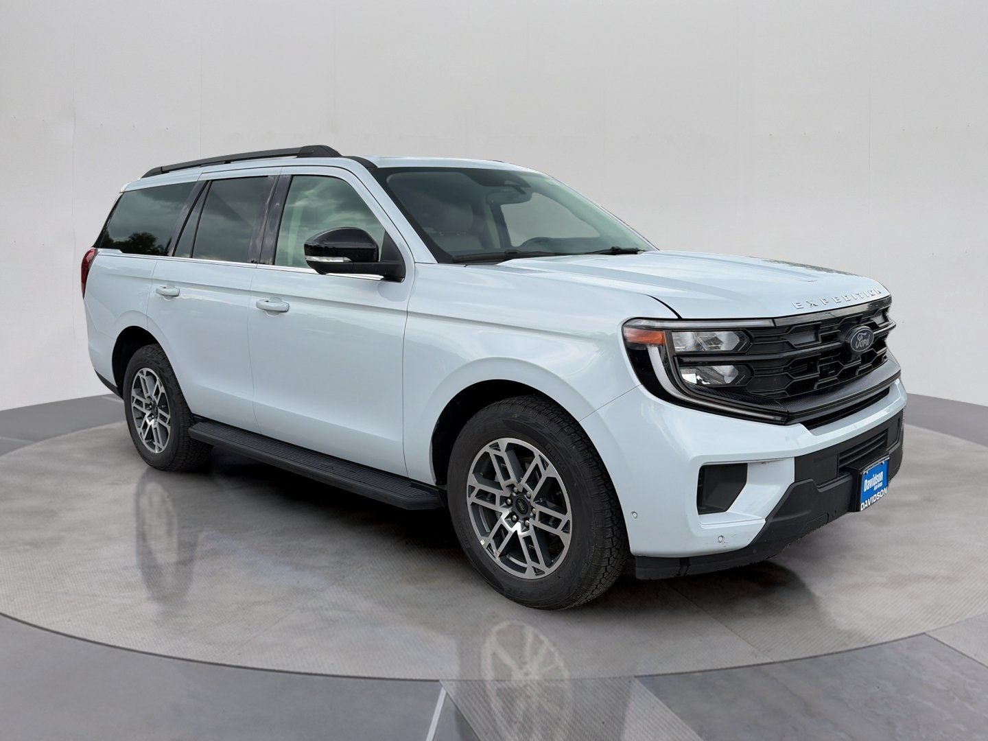 Certified 2025 Ford Expedition Active AWD/4WD image 10
