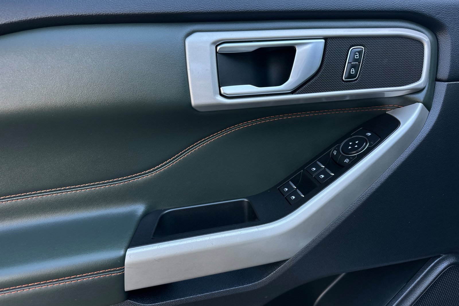 Certified 2022 Ford Explorer Timberline image 10