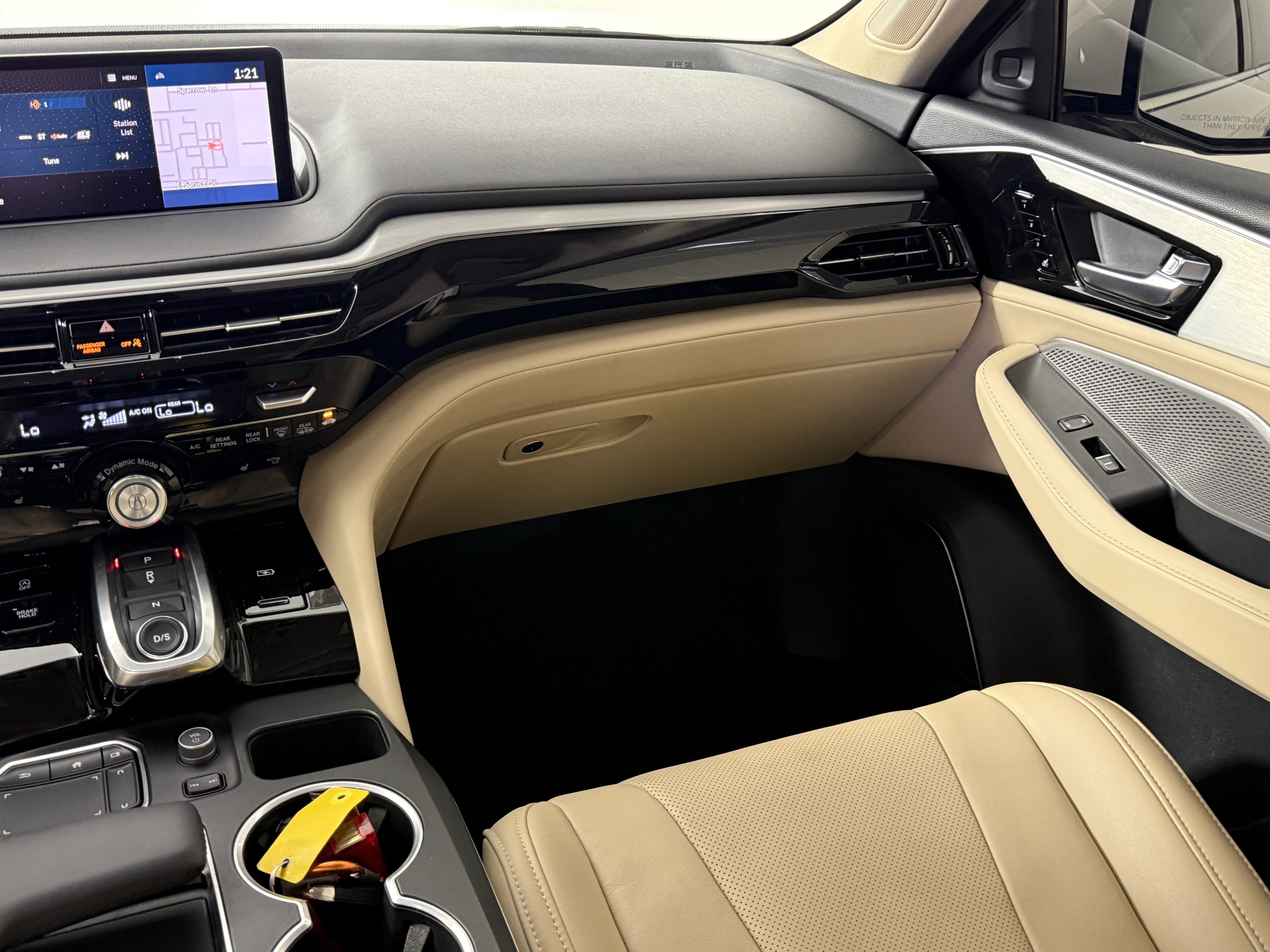 Used 2023 Acura MDX SH-AWD w/ Technology Package image 11
