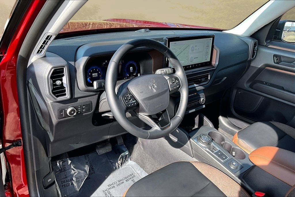 Certified 2025 Ford Bronco Sport Outer Banks w/ Outer Banks Tech Package+ image 13