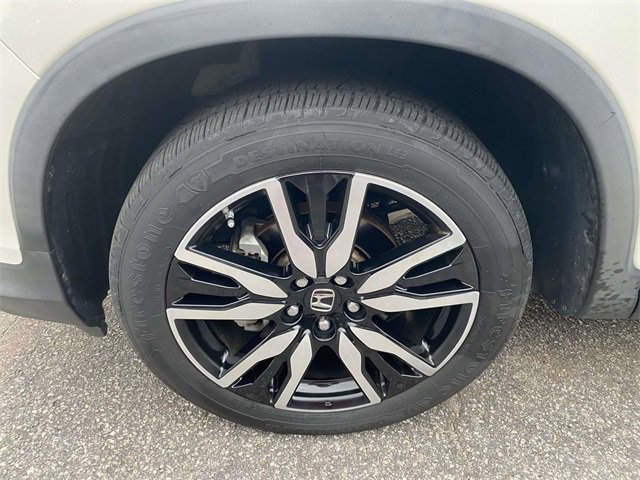 Used 2019 Honda Pilot Touring image 4