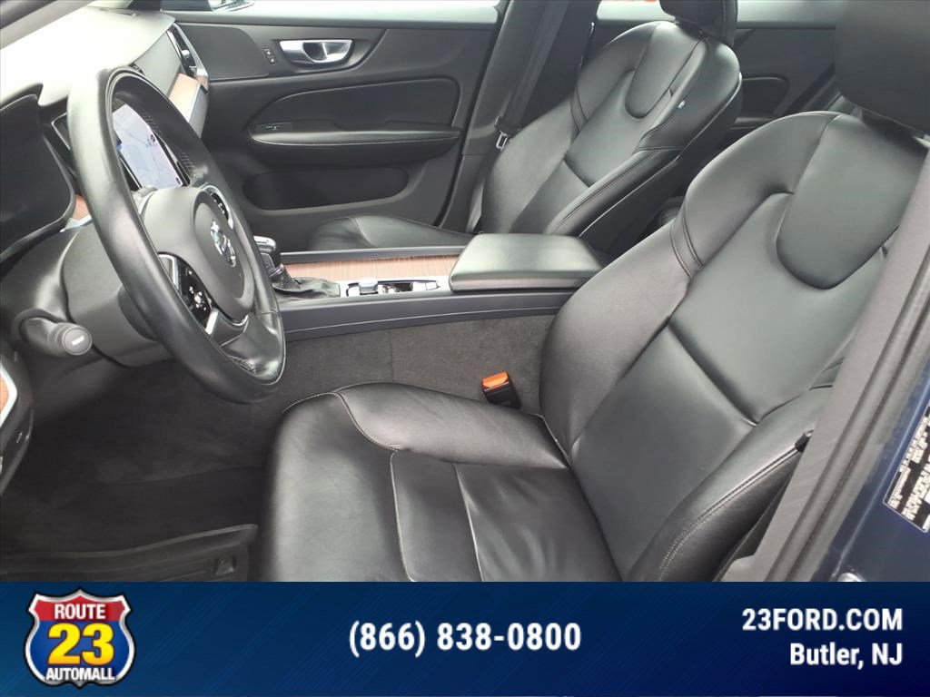 Used 2021 Volvo S60 T6 Momentum image 21