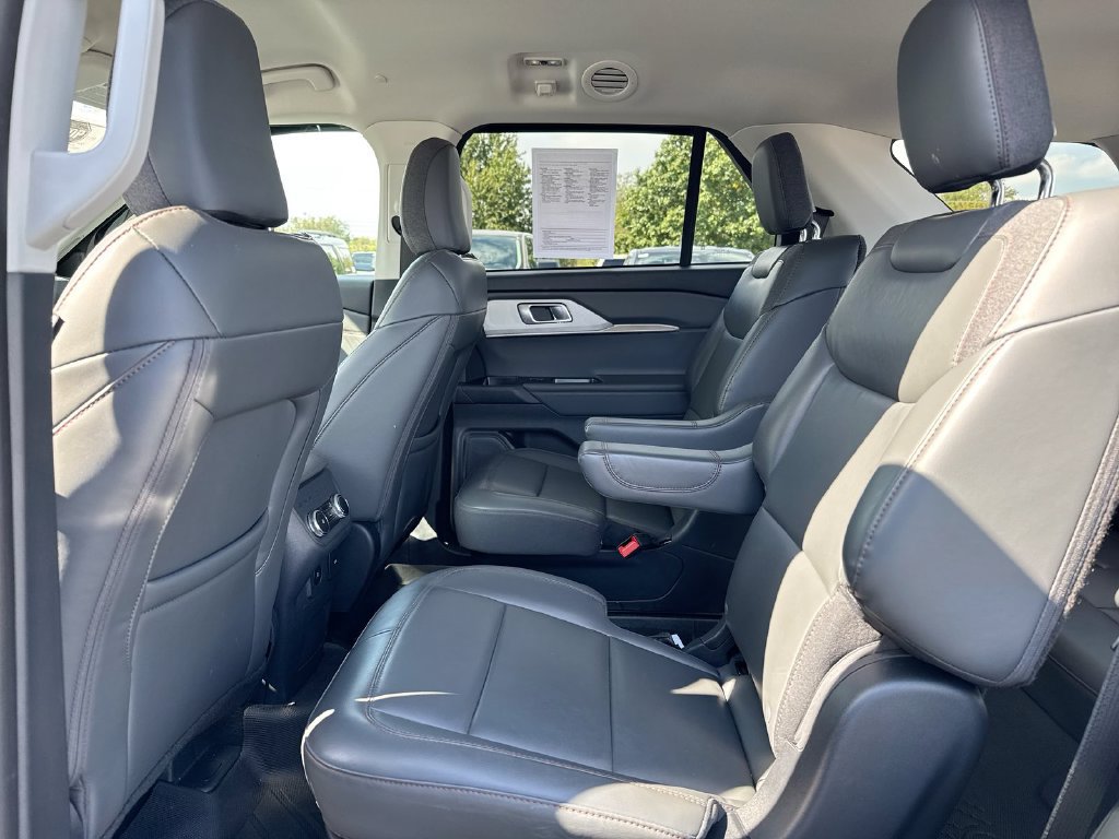 Certified 2026 Ford Explorer Active w/ Active Comfort Package AWD/4WD image 23