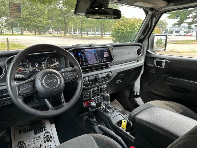 Used 2024 Jeep Wrangler Unlimited Rubicon AWD/4WD image 7