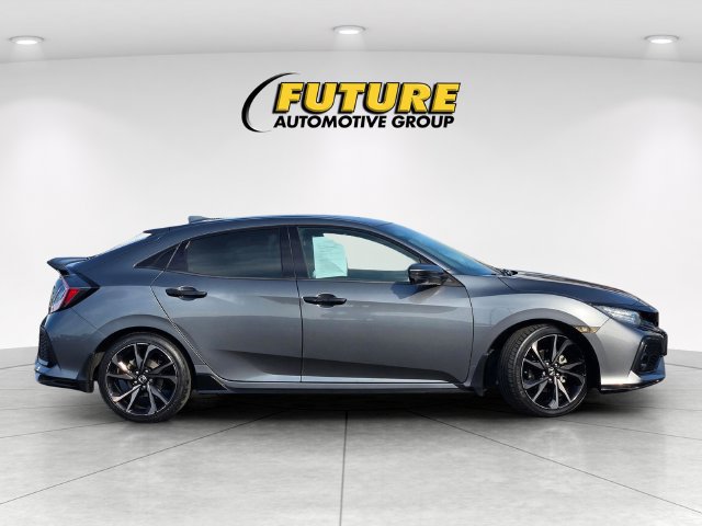 Used 2018 Honda Civic Sport Touring image 3