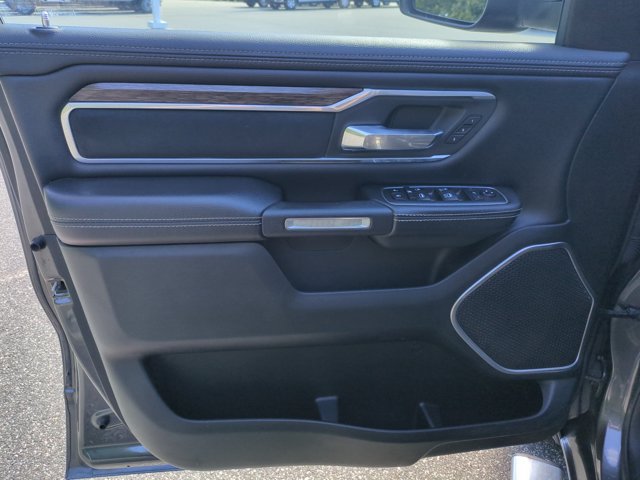Used 2020 RAM 1500 Laramie AWD/4WD image 13