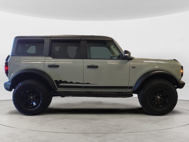 Certified 2022 Ford Bronco Wildtrak AWD/4WD image 4
