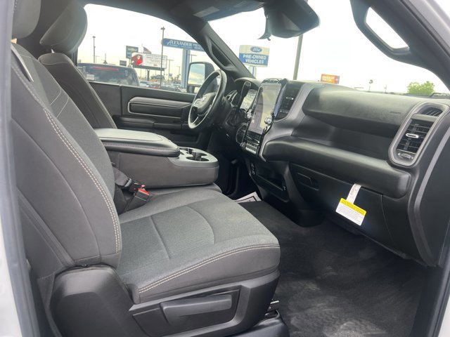 Used 2024 RAM 3500 Tradesman w/ Safety Group image 15