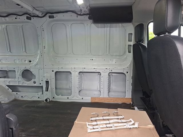 Certified 2020 Ford Transit 250 Low Roof RWD image 21