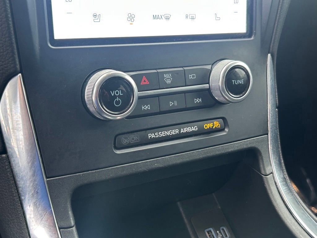 Certified 2022 Ford Edge Titanium image 37