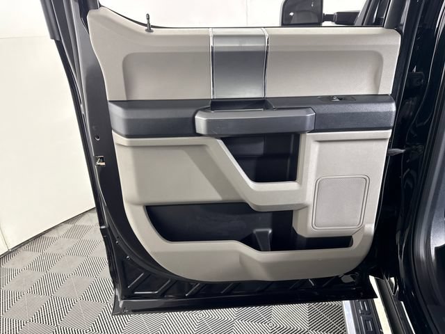 Certified 2022 Ford F250 XLT w/ XLT Premium Package AWD/4WD image 20