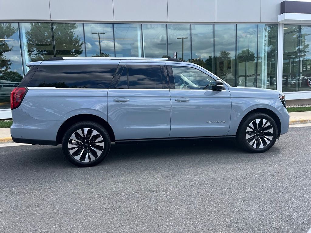 Certified 2025 Ford Expedition Max Platinum w/ Driver's Package AWD/4WD image 14