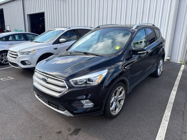 Certified 2019 Ford Escape Titanium FWD image 1