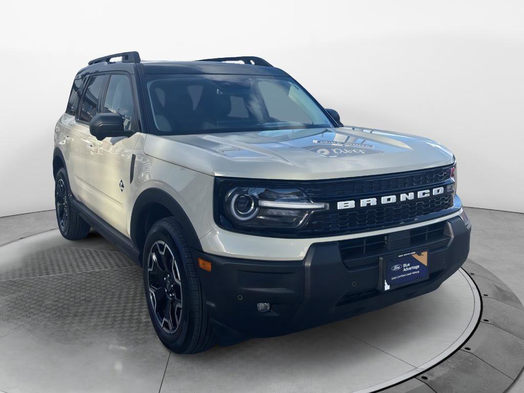 Certified 2025 Ford Bronco Sport Outer Banks w/ Outer Banks Tech Package+ image 5