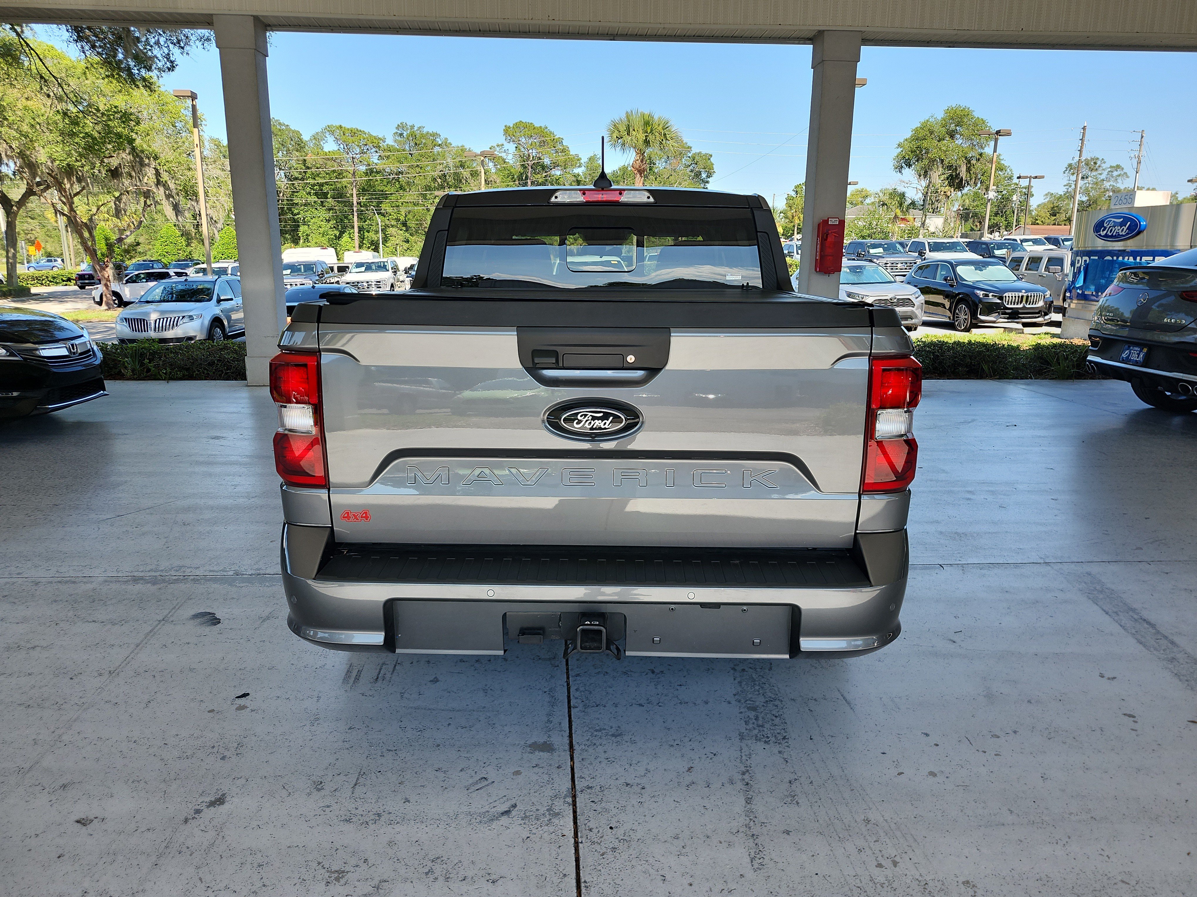 Certified 2025 Ford Maverick Lobo AWD/4WD image 3