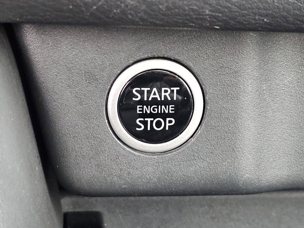 Used 2021 Nissan Rogue SL AWD/4WD image 22