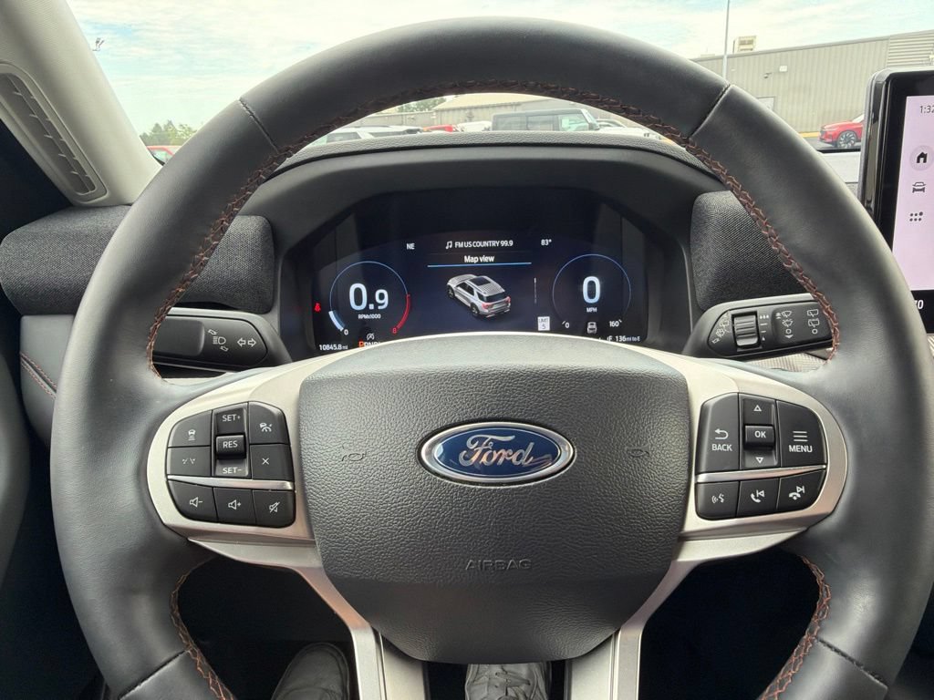 Certified 2025 Ford Explorer Active w/ Active Comfort Package AWD/4WD image 16