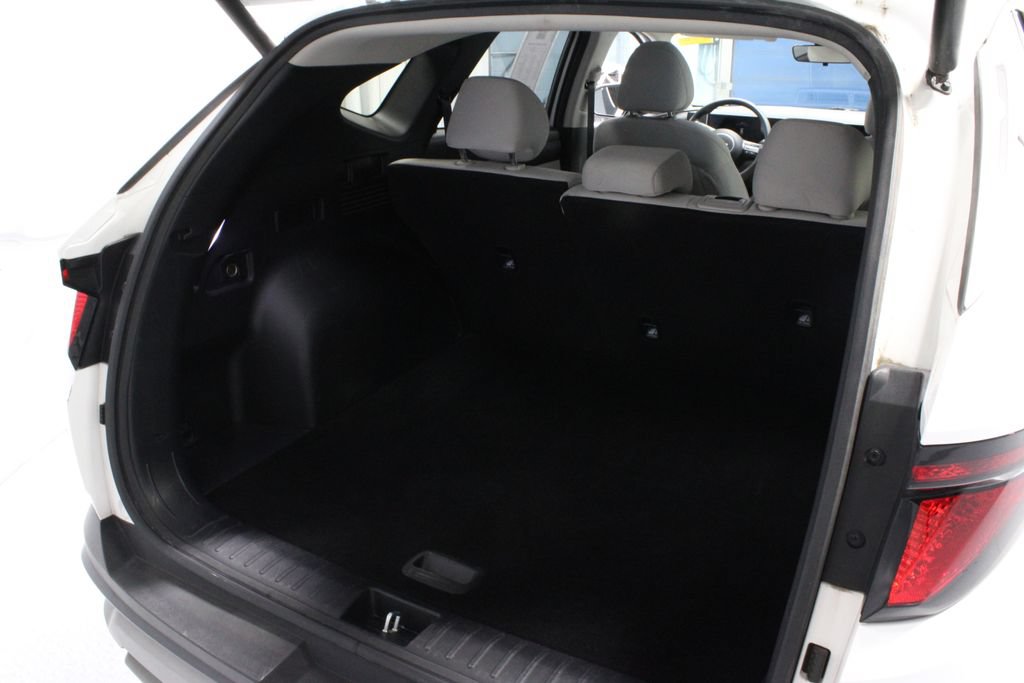 Used 2025 Hyundai Tucson SEL FWD image 19