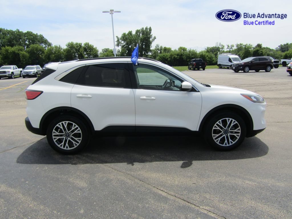 Certified 2021 Ford Escape SEL w/ Technology Package AWD/4WD image 9