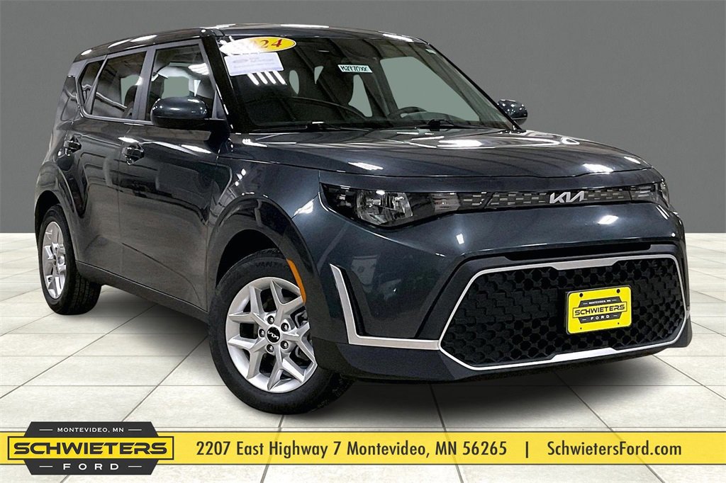 Used 2024 Kia Soul LX w/ LX Technology Package image 5