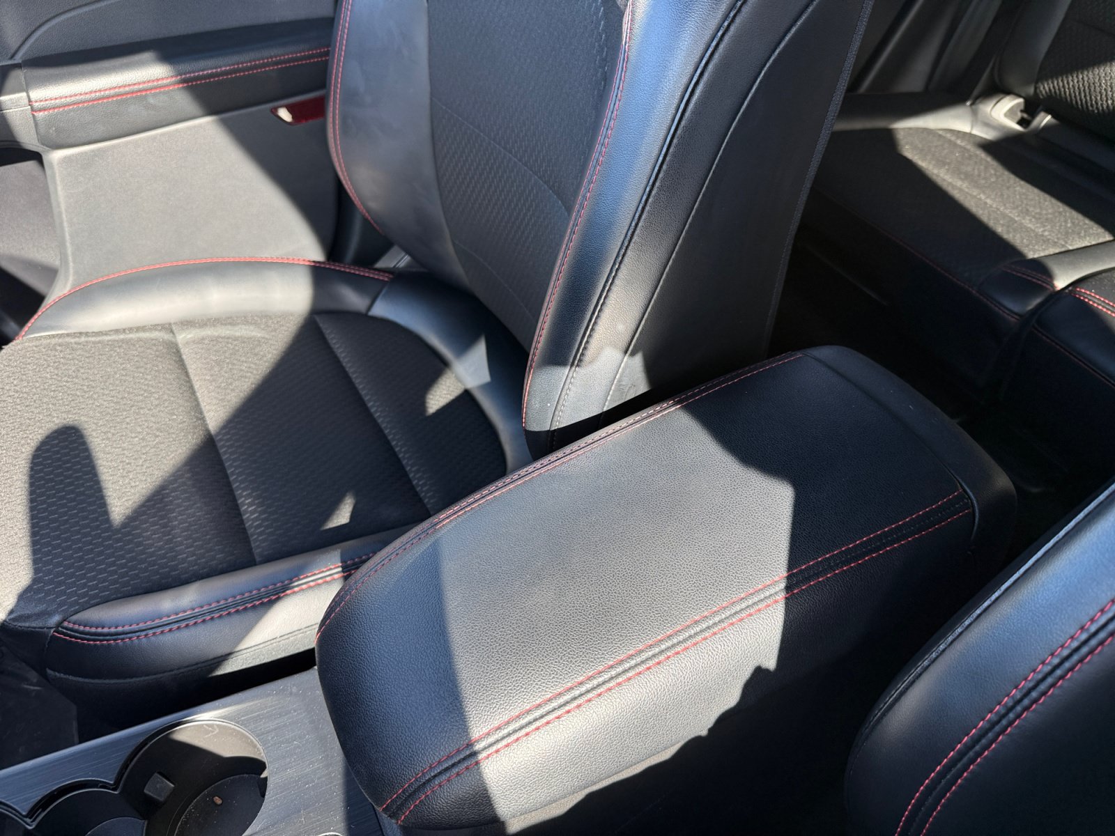 Certified 2025 Ford Escape ST-Line FWD image 14