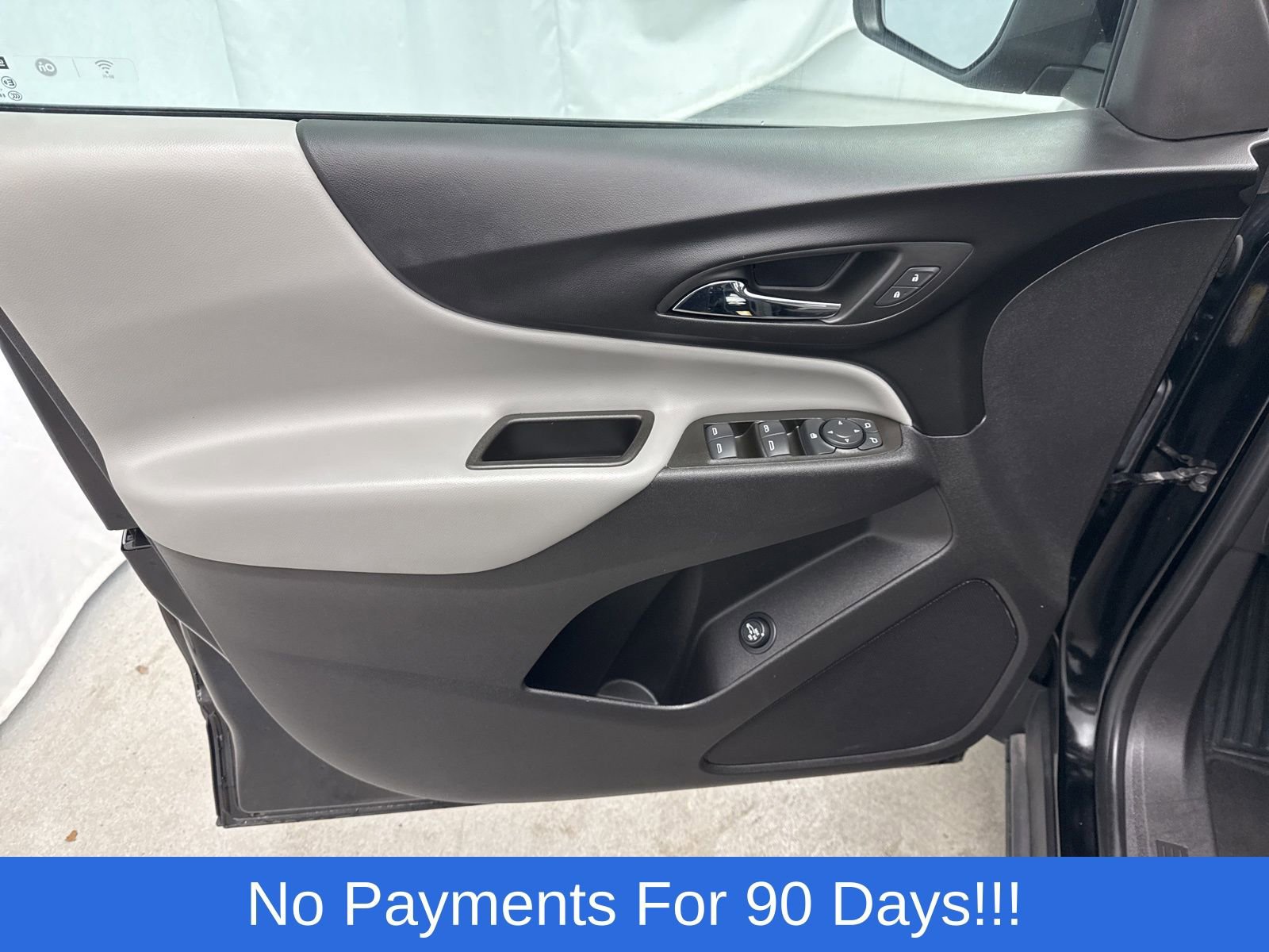 Used 2024 Chevrolet Equinox LT FWD image 13