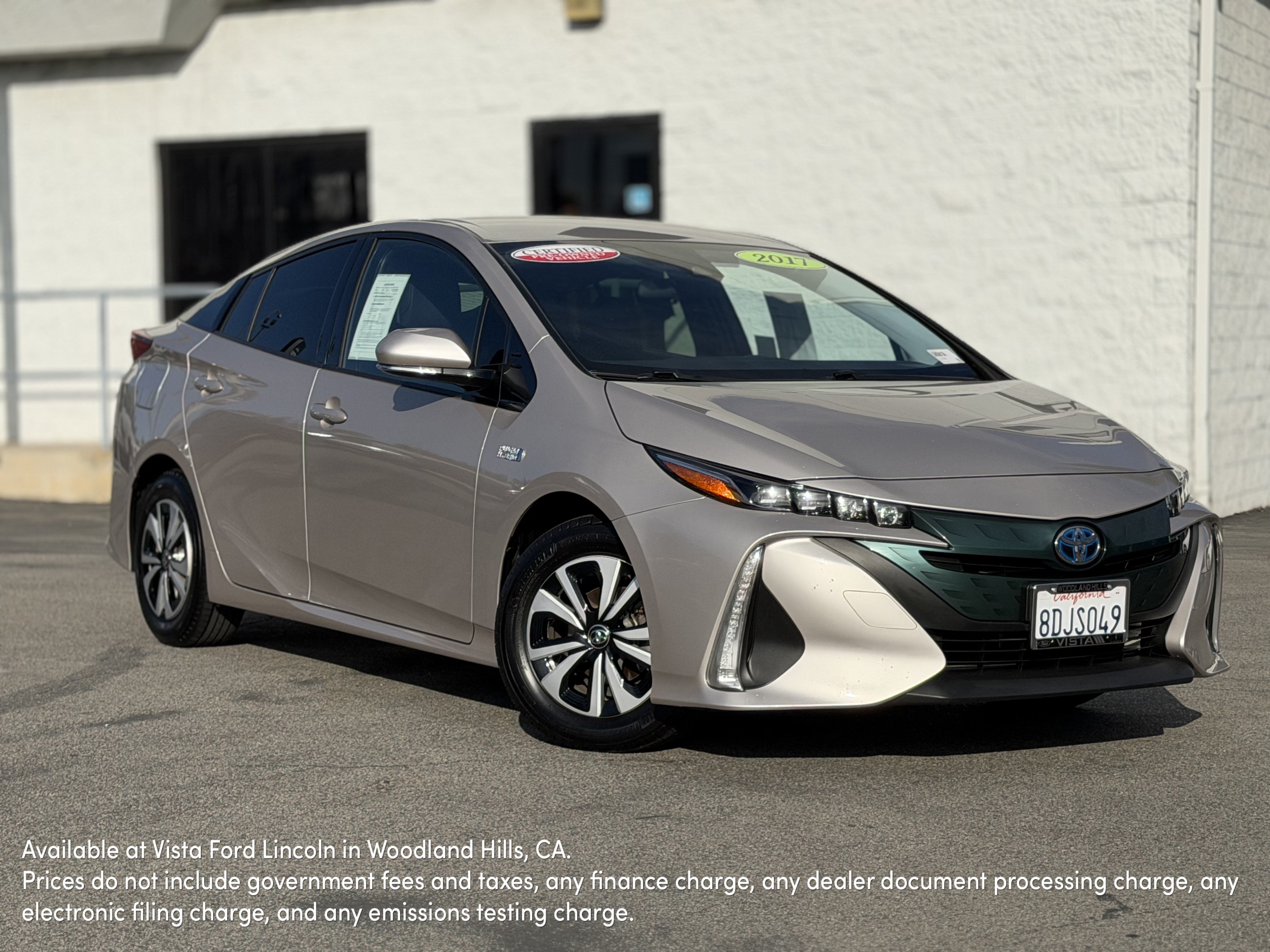 Used 2017 Toyota Prius Prime Premium w/ Carpet Mat Package FWD image 1