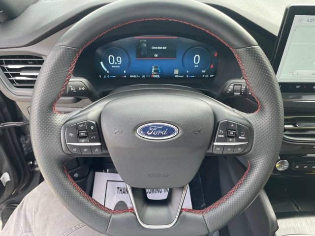 Certified 2023 Ford Escape ST-Line Elite w/ Premium Technology Package AWD/4WD image 13
