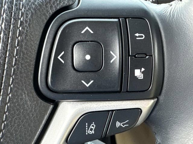 Used 2017 Toyota Highlander XLE image 30