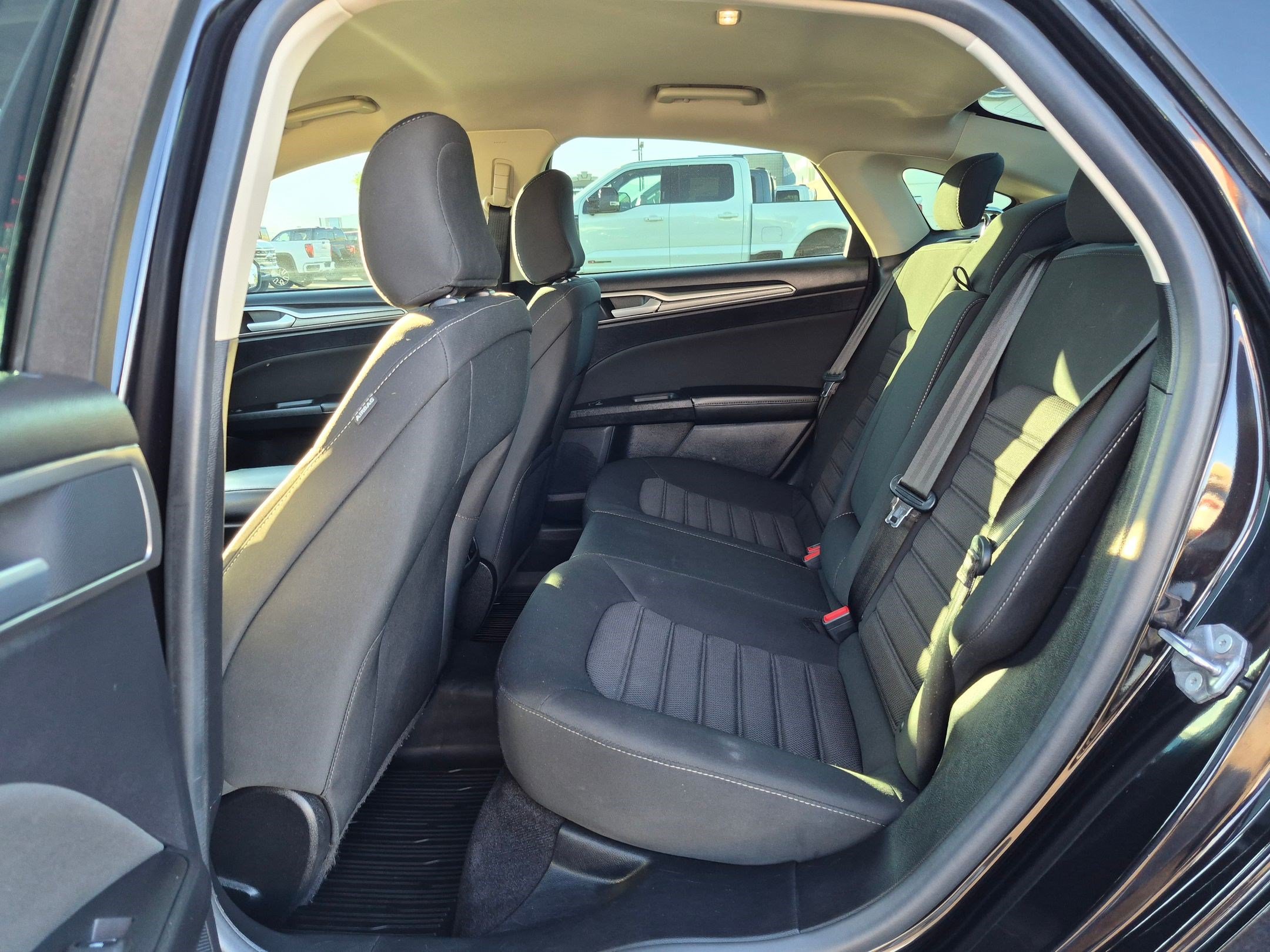 Certified 2020 Ford Fusion SE AWD/4WD image 28