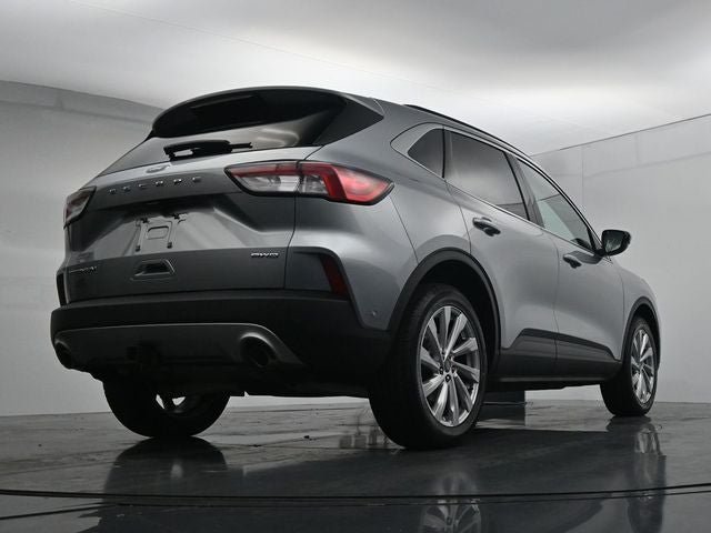Certified 2022 Ford Escape Titanium w/ Titanium Elite Package AWD/4WD image 33