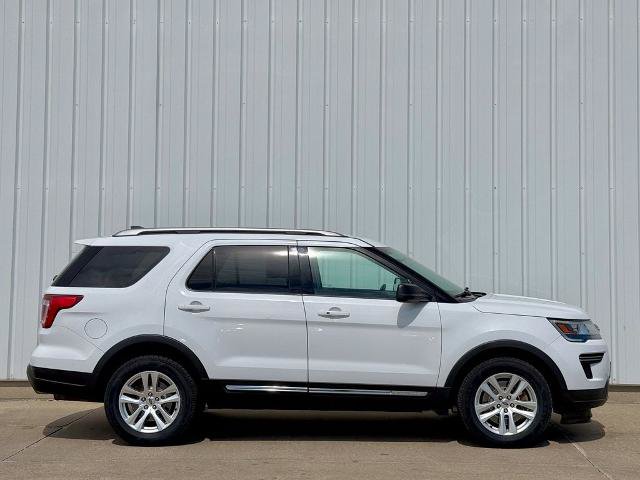 Certified 2018 Ford Explorer XLT AWD/4WD image 7