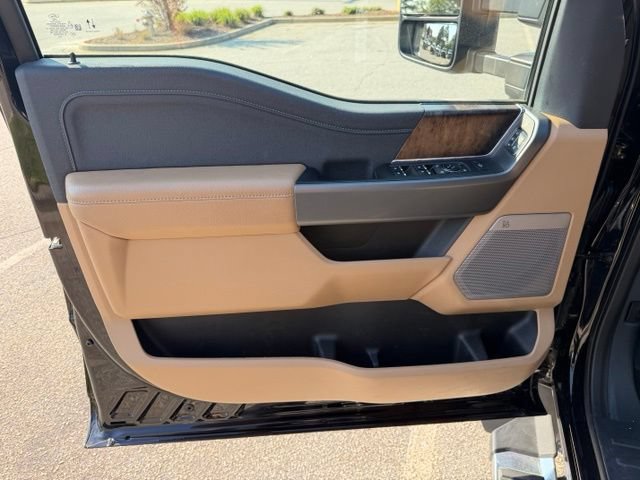 Certified 2025 Ford F450 Lariat w/ FX4 Off-Road Package AWD/4WD image 6