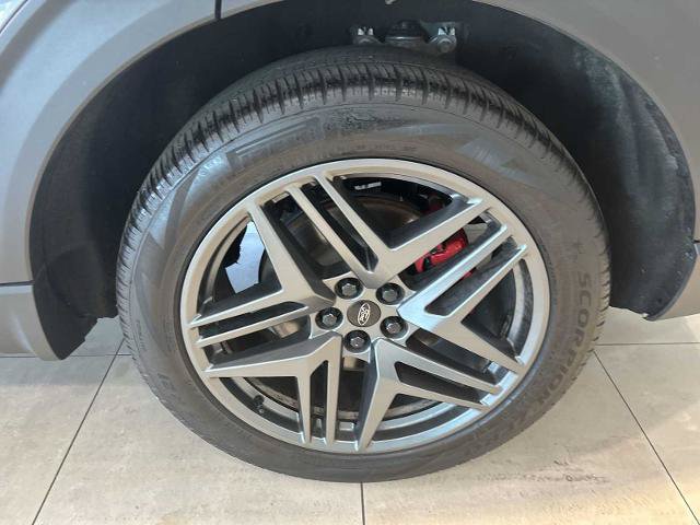 Certified 2025 Ford Explorer ST AWD/4WD image 32