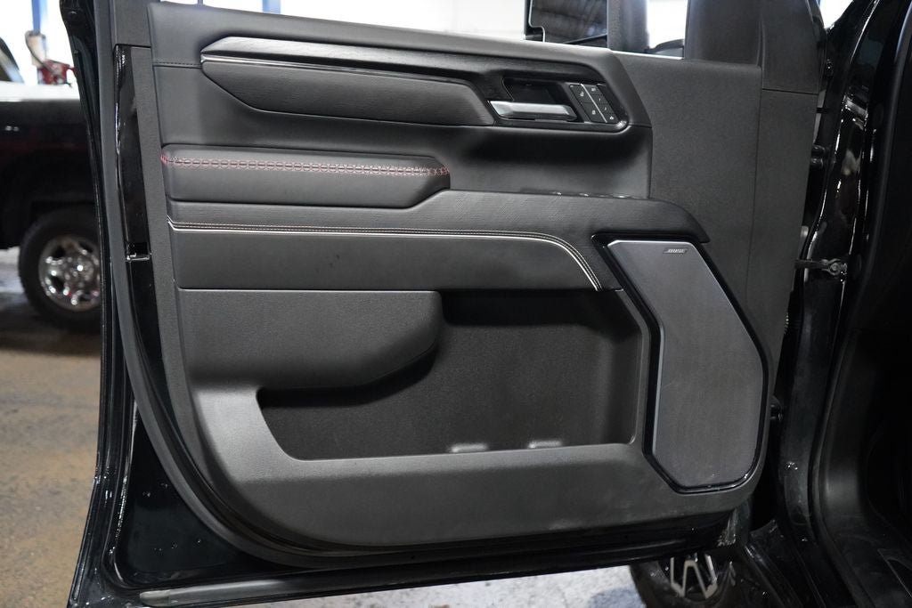 Used 2025 GMC Sierra 2500 AT4X AWD/4WD image 21