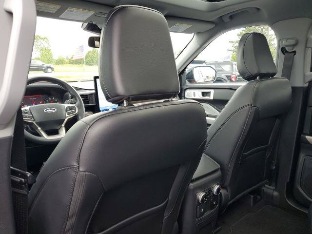 Certified 2024 Ford Explorer Limited w/ Limited Technology Package AWD/4WD image 27