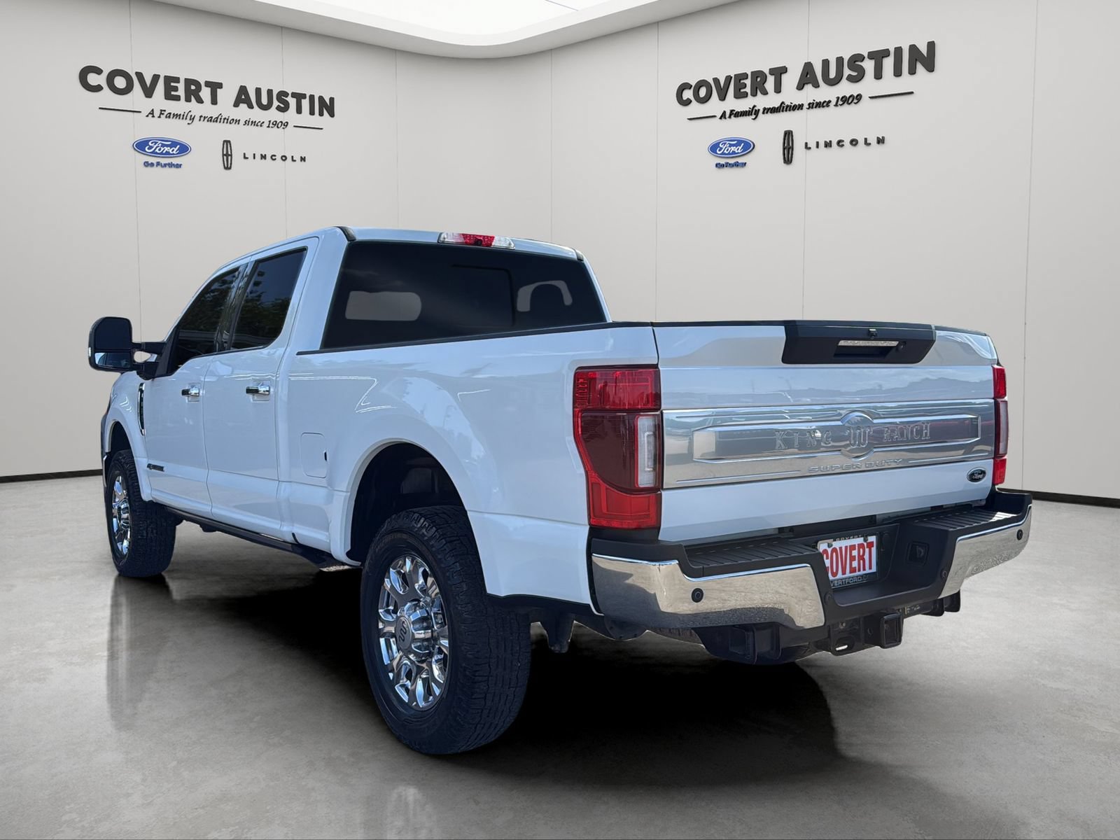 Certified 2022 Ford F350 King Ranch w/ King Ranch Ultimate Package AWD/4WD image 3