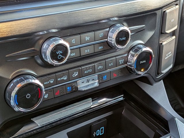 Certified 2024 Ford F250 Lariat w/ Chrome Package image 24