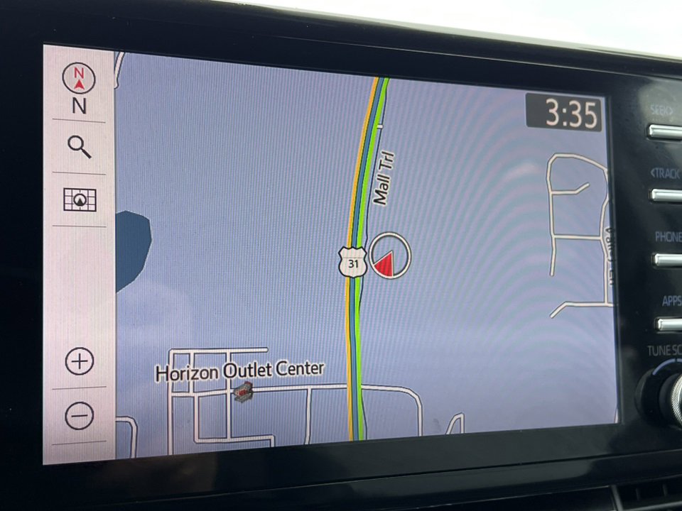 Used 2021 Toyota Sienna XSE image 25