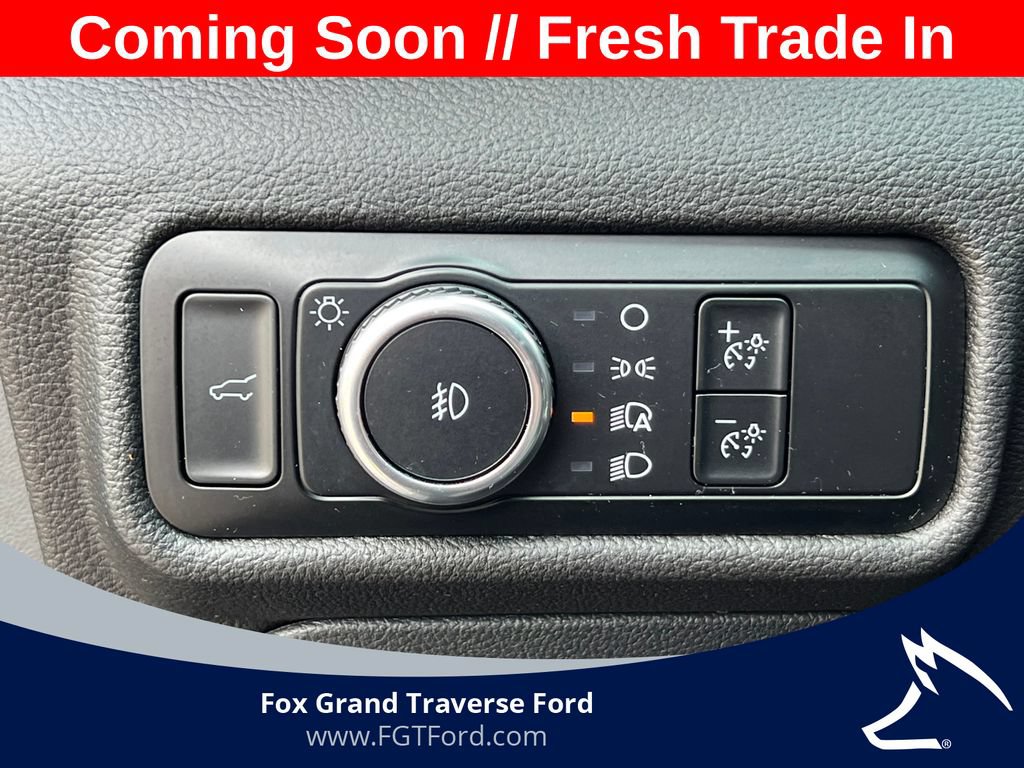 Certified 2023 Ford Explorer XLT w/ Equipment Group 202A AWD/4WD image 18