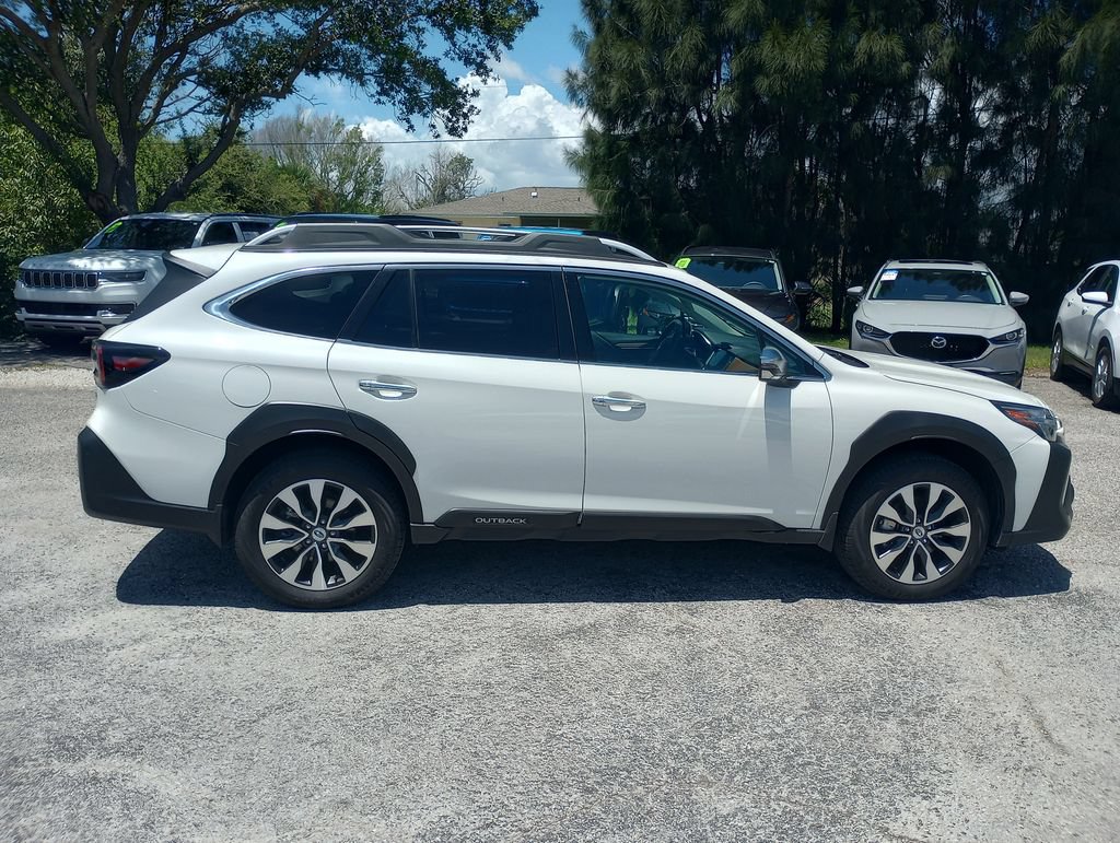 Used 2025 Subaru Outback Touring XT w/ Popular Package #2 AWD/4WD image 8