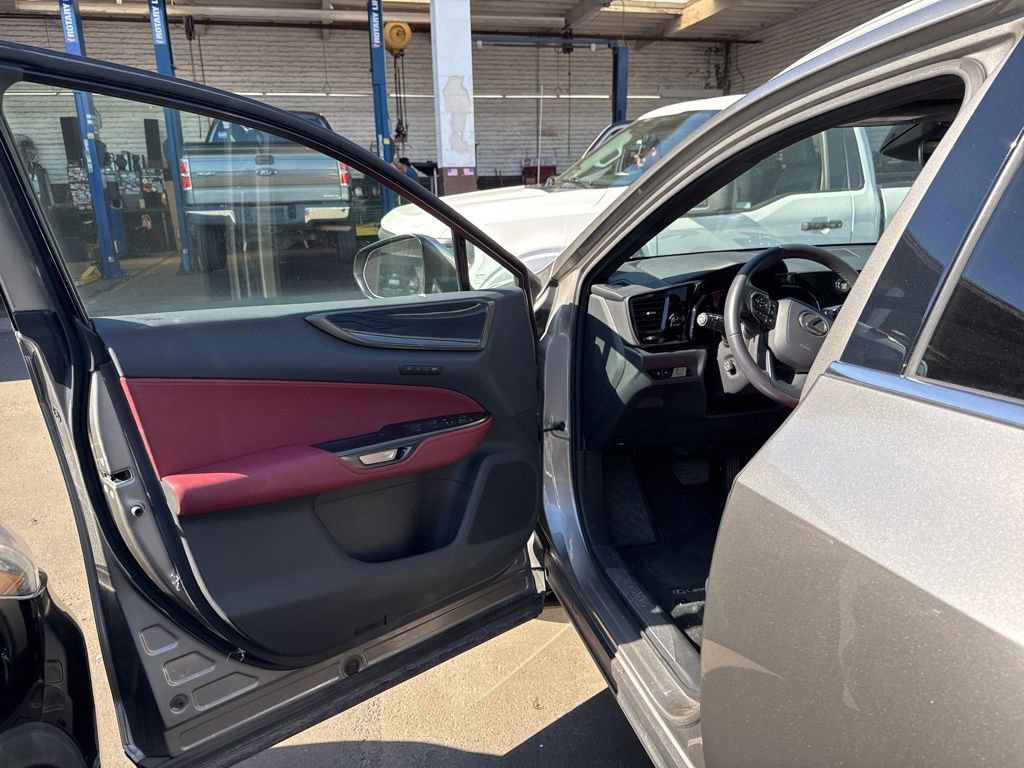 Used 2025 Lexus NX 350 AWD w/ Premium Package image 6