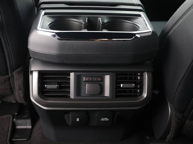 Certified 2025 Ford F150 Lariat w/ Equipment Group 502A High AWD/4WD image 31