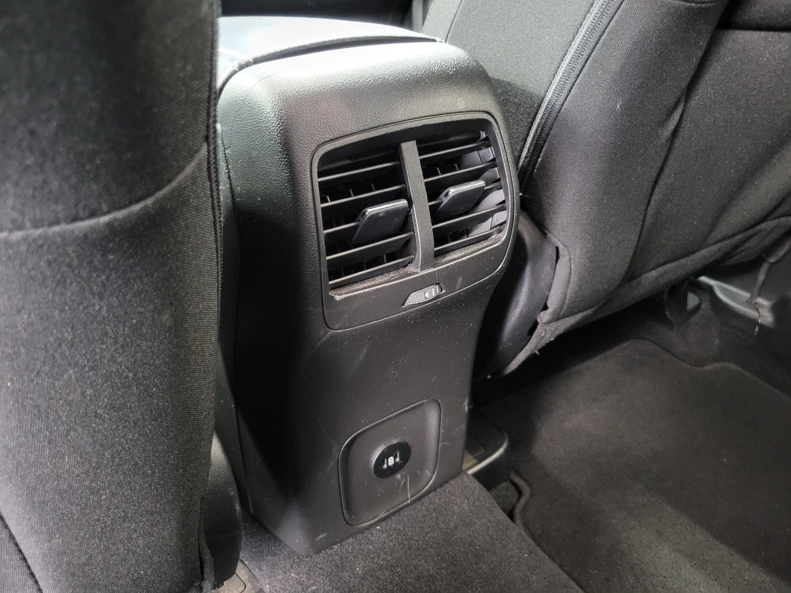 Certified 2024 Ford Escape Active AWD/4WD image 29