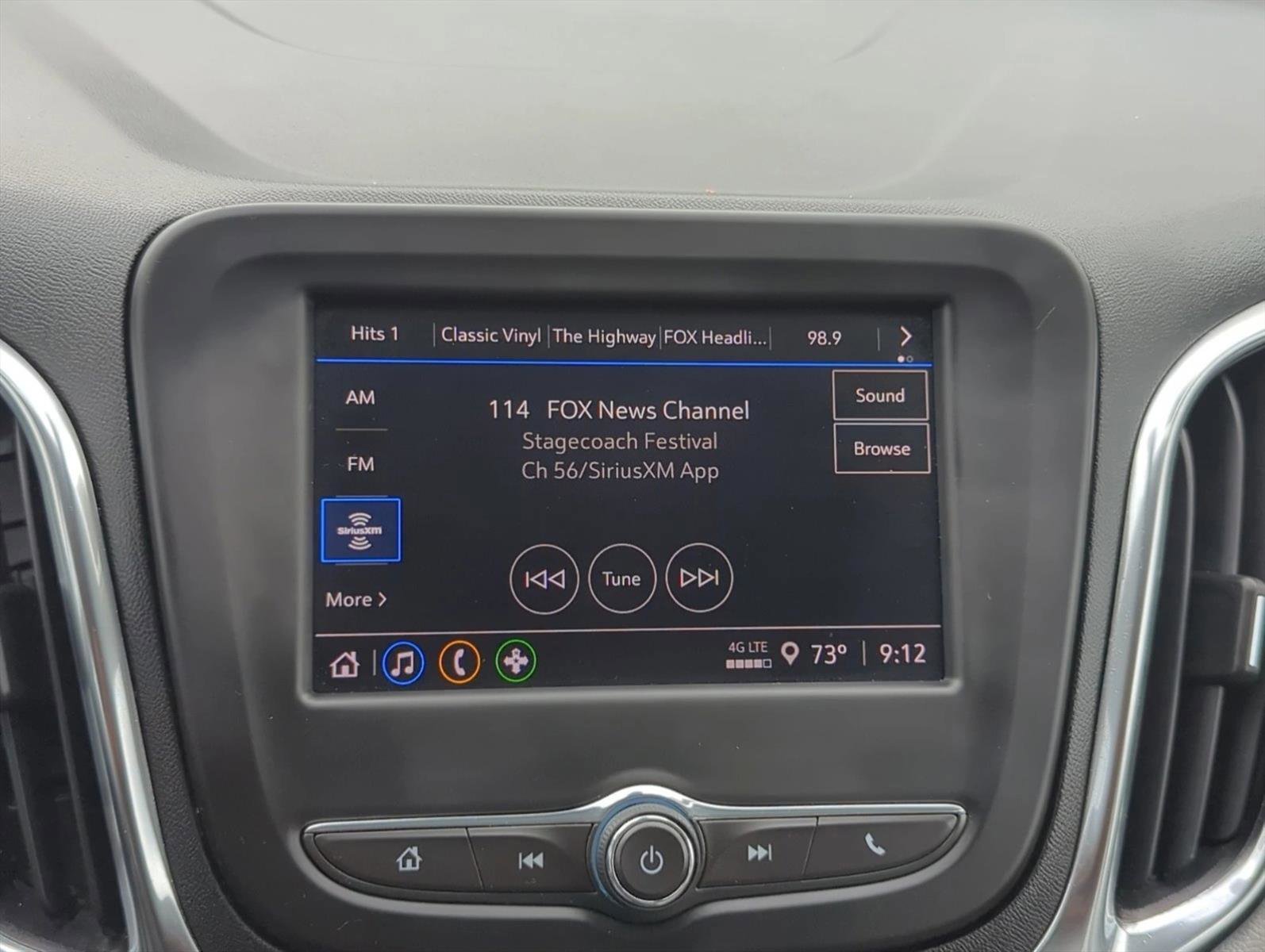 Used 2024 Chevrolet Equinox LT FWD image 14