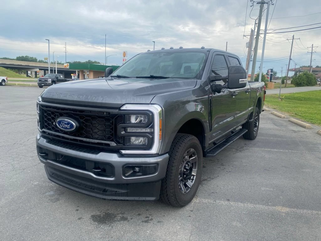 Certified 2025 Ford F350 XL w/ STX Appearance Package AWD/4WD image 3