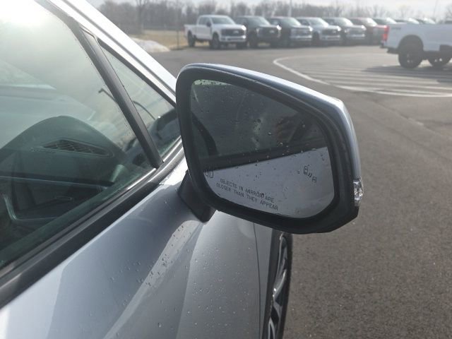 Used 2024 Toyota Corolla Cross XLE w/ Convenience Package image 10