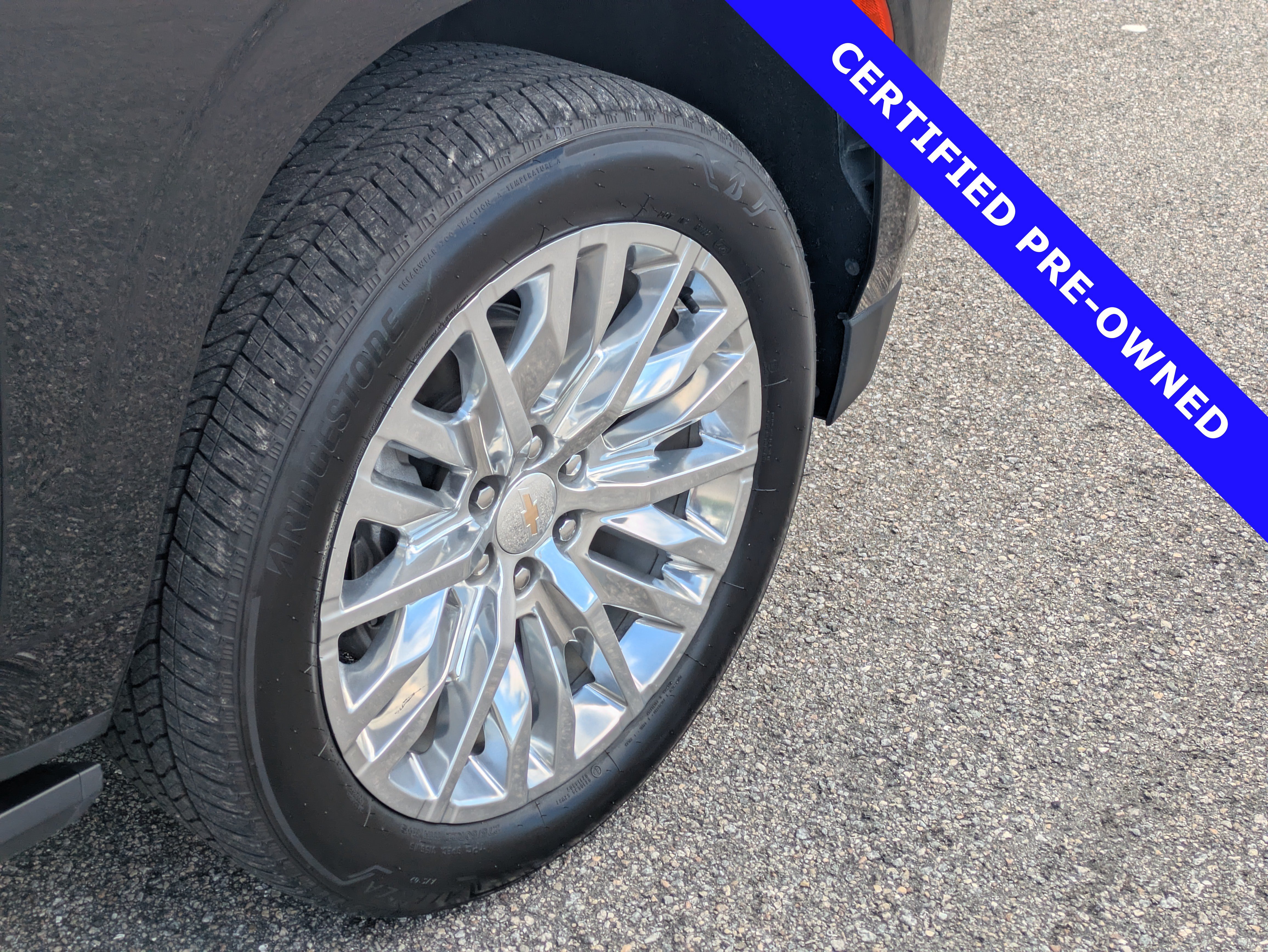 Used 2024 Chevrolet Tahoe High Country RWD image 13