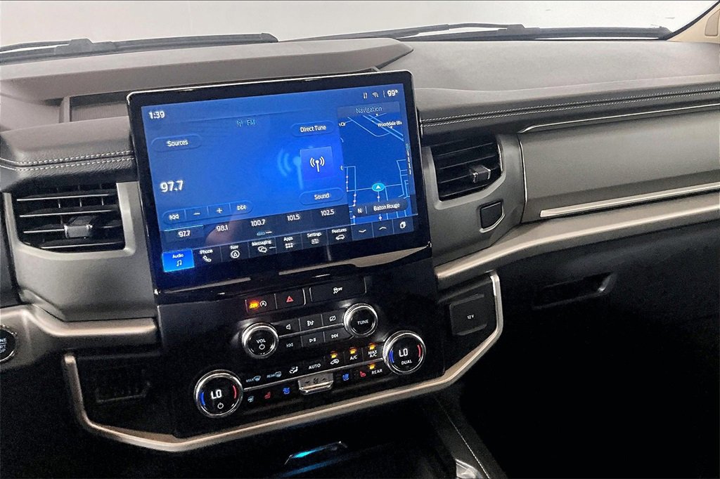 Certified 2024 Ford Expedition XLT image 6